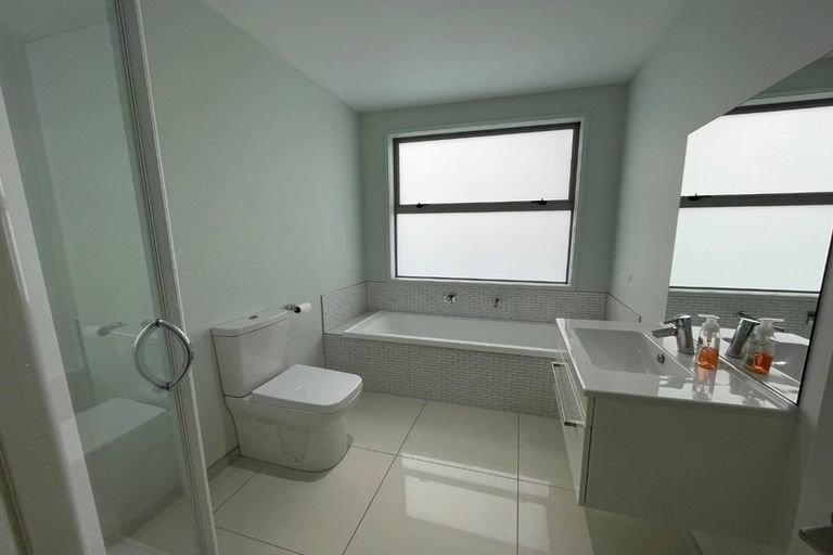 Photo of property in 10 Kilbryde Crescent, Pokeno, 2402