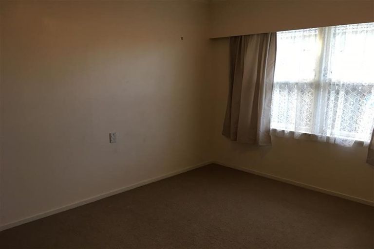 Photo of property in 1/66 Great South Road, Papakura, 2110