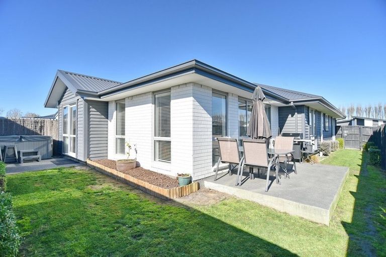 Photo of property in 7 Mclendon Green, Belfast, Christchurch, 8051