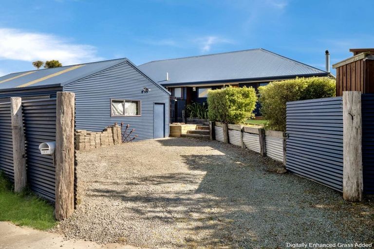 Photo of property in 21 Collins Drive, Waikuku Beach, 7402