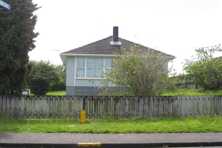 Photo of property in 14 Edinburgh Avenue, Rosehill, Papakura, 2113
