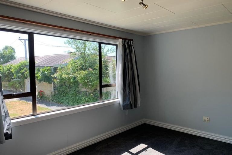 Photo of property in 57 Searells Road, Strowan, Christchurch, 8052