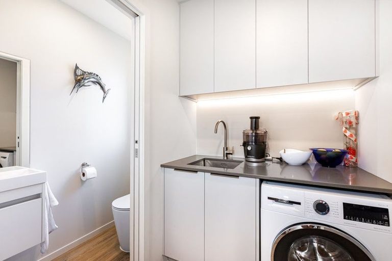 Photo of property in 41 Te Ara O Papatahi, Wainuiomata, Lower Hutt, 5014