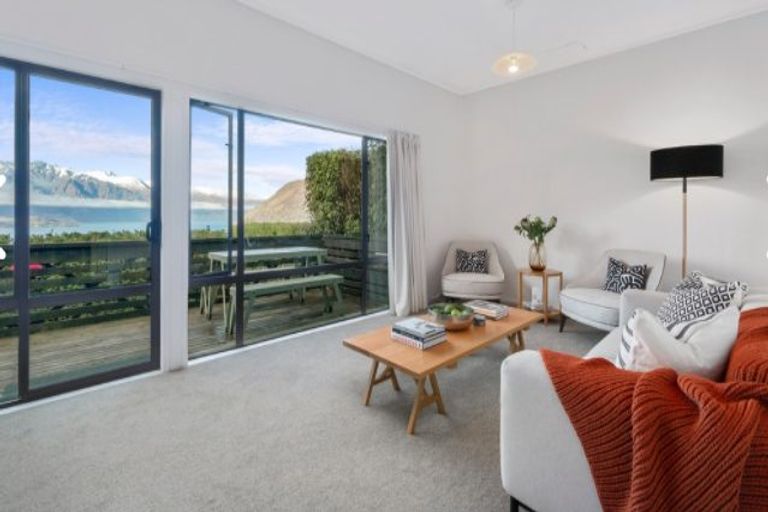 Photo of property in 37b Greenstone Place, Fernhill, Queenstown, 9300