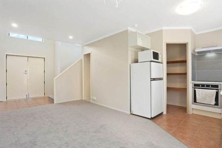 Photo of property in 130 Buckland Road, Mangere East, Auckland, 2024