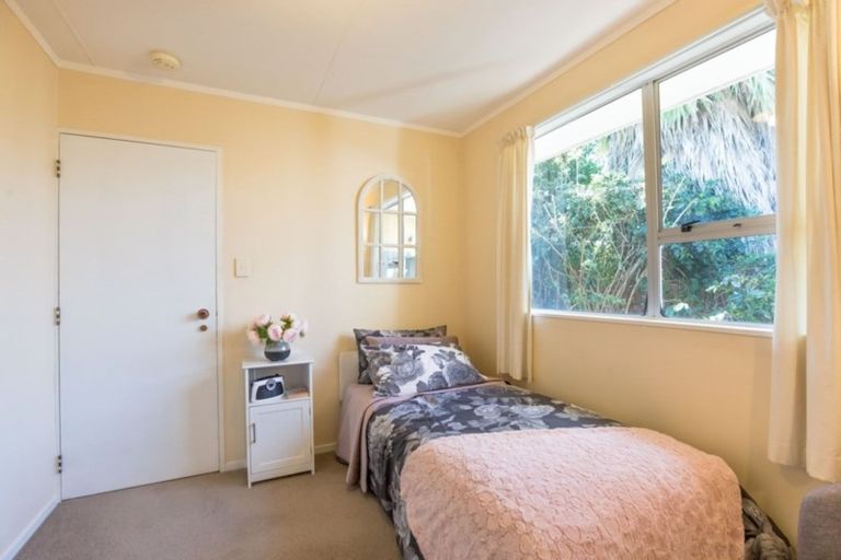 Photo of property in 3a Larch Grove, Paraparaumu, 5032