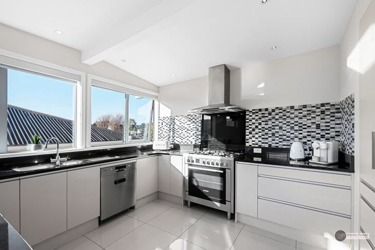 Photo of property in 2 Buick Street, Petone, Lower Hutt, 5012