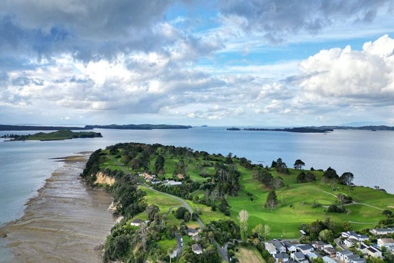 Photo of property in 2/24 Hattaway Avenue, Bucklands Beach, Auckland, 2012