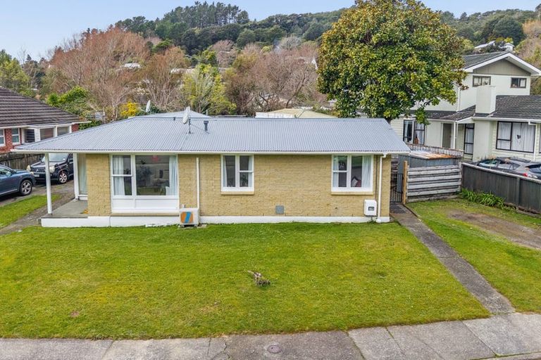 Photo of property in 7 Deller Grove, Silverstream, Upper Hutt, 5019