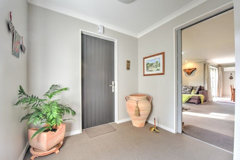 Photo of property in 2 Wolsley Street, Gore, 9710