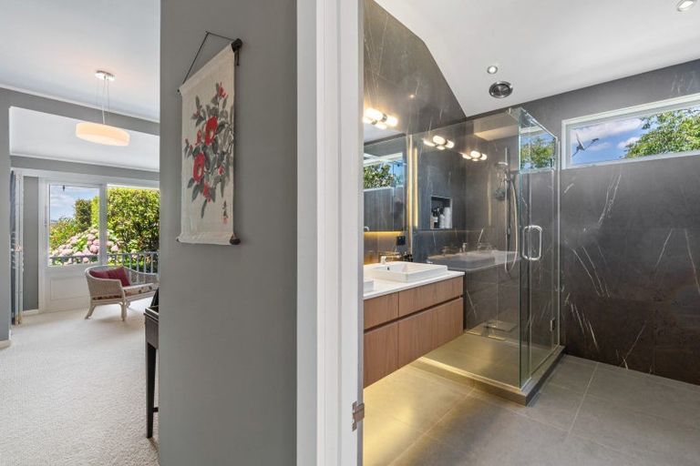 Photo of property in 11 King Edward Parade, Devonport, Auckland, 0624