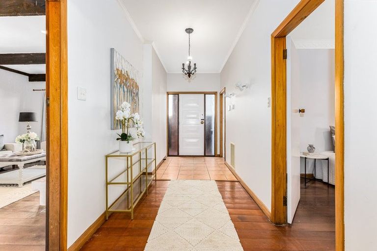 Photo of property in 1/7 Penrose Street, Woburn, Lower Hutt, 5010