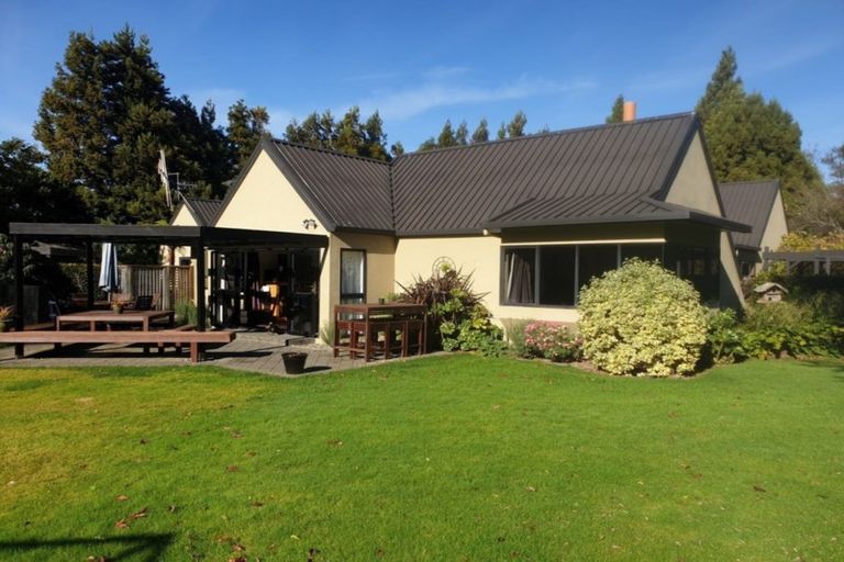 Photo of property in 97 Adelaide Road, Dannevirke, 4930