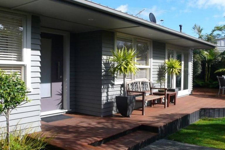 Photo of property in 12 Mccracken Road, Mount Wellington, Auckland, 1060