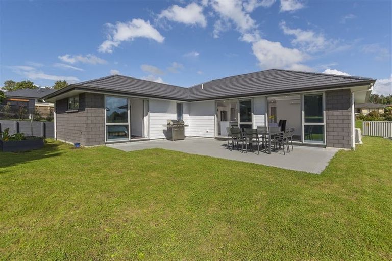 Photo of property in 6 Gane Place, Omokoroa, 3114