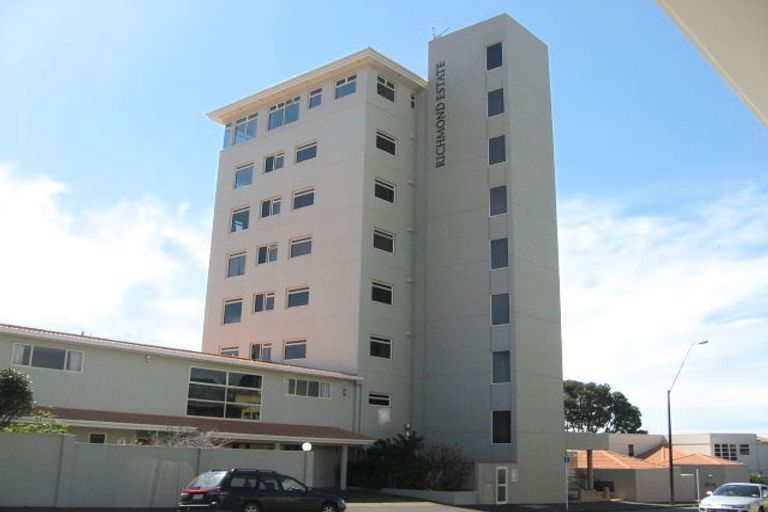 Photo of property in 14/120 Saint Aubyn Street, New Plymouth, 4310