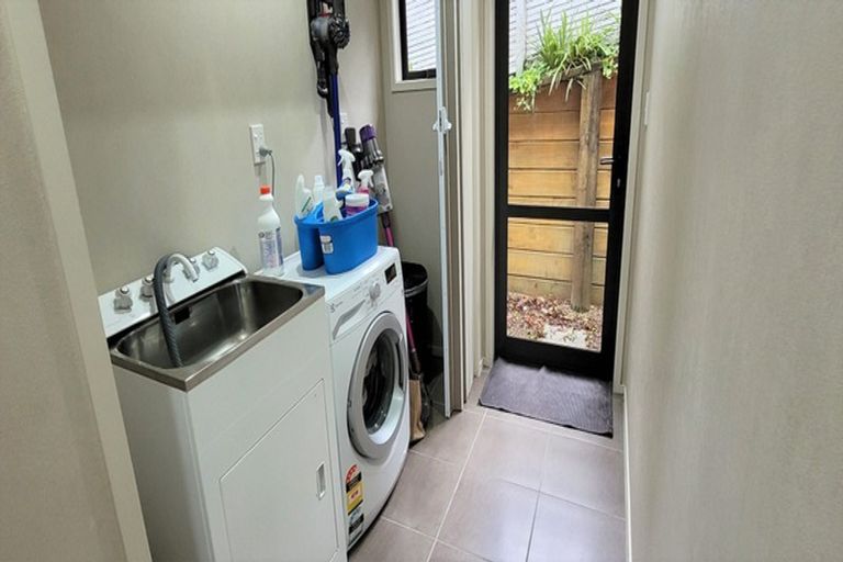 Photo of property in 74 Waikite Road, Welcome Bay, Tauranga, 3112