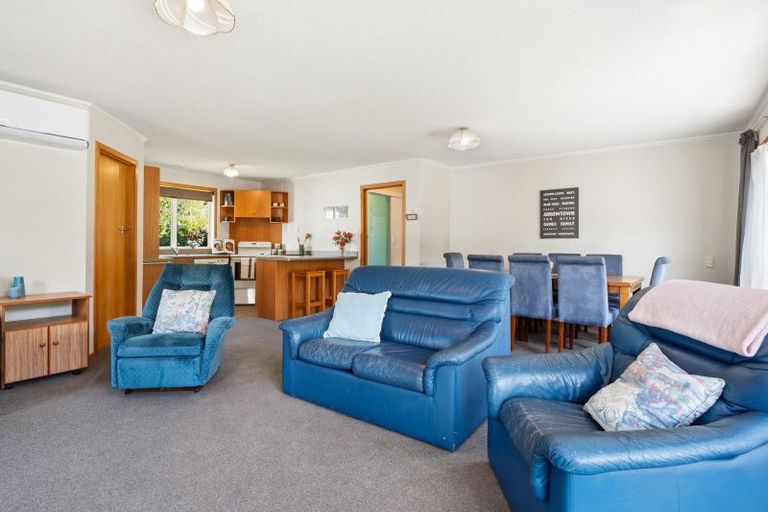 Photo of property in 14 Caernarvon Street, Arrowtown, 9302