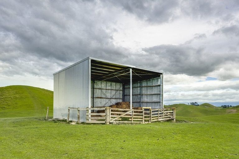 Photo of property in 210 Ongaonga Road, Waipawa, 4272