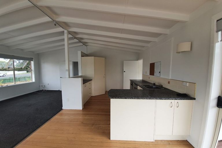 Photo of property in 1/54 Evans Road, Weymouth, Auckland, 2103