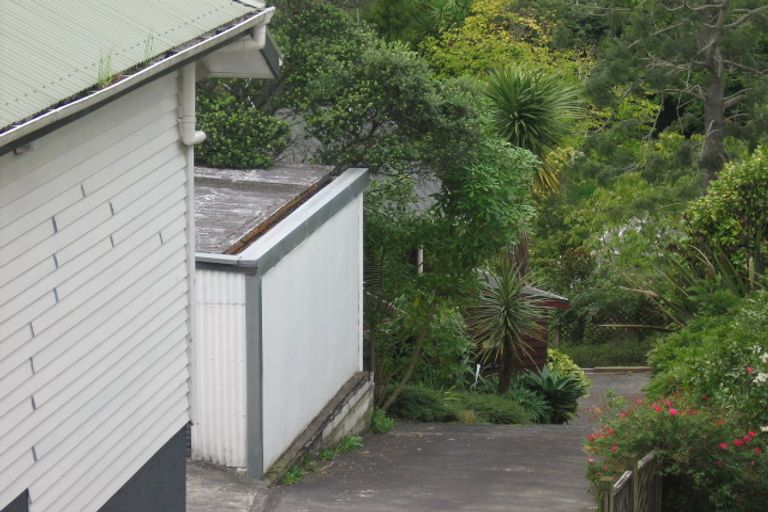 Photo of property in 58a West Lynn Road, Titirangi, Auckland, 0604