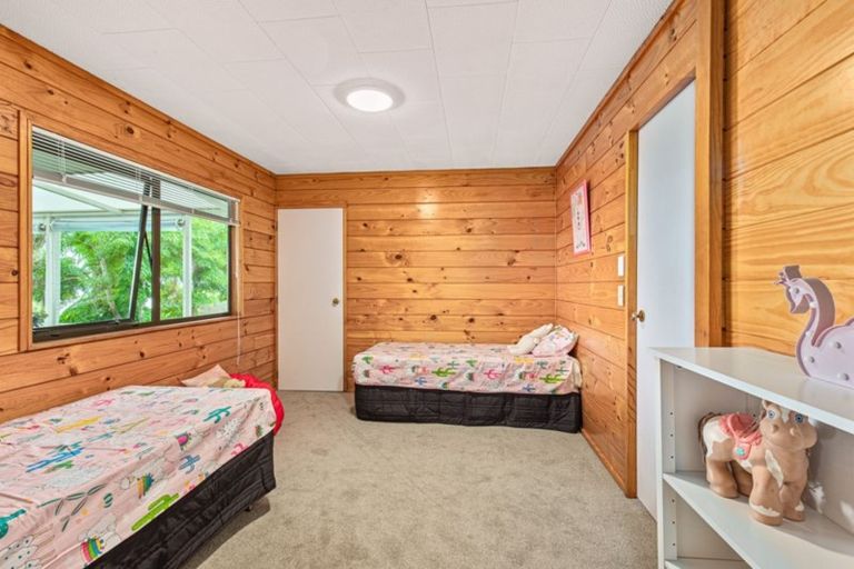 Photo of property in 18 Kawau View Road, Snells Beach, 0920