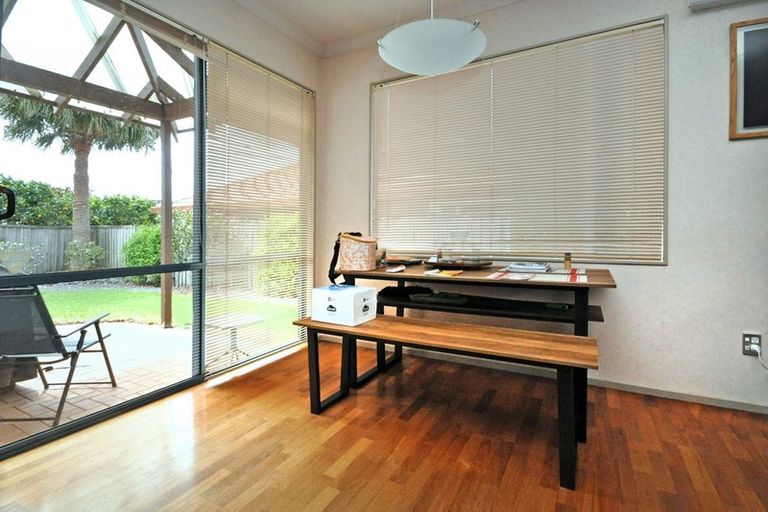 Photo of property in 7 Somerton Rise, Henderson, Auckland, 0612