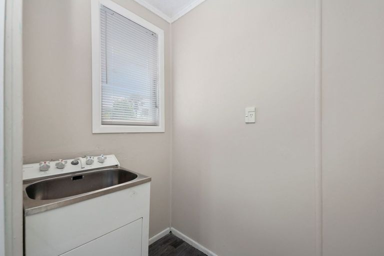 Photo of property in 211 Balmoral Drive, Tokoroa, 3420