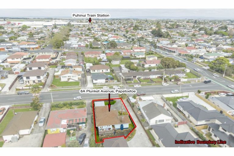 Photo of property in 8 Plunket Avenue, Papatoetoe, Auckland, 2104