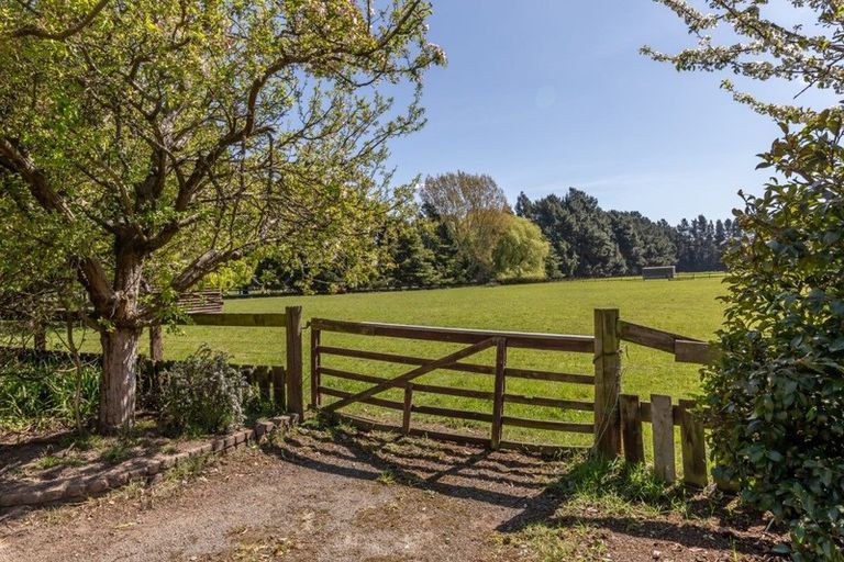 Photo of property in 81 Meadowlands Road, Templeton, Christchurch, 7676