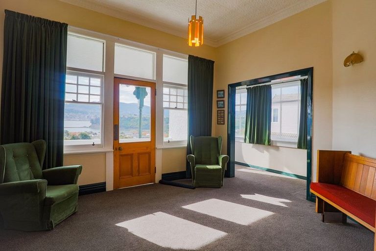 Photo of property in 18 Tomahawk Road, Andersons Bay, Dunedin, 9013