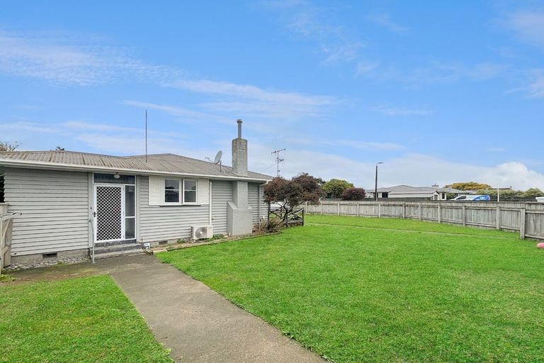 Photo of property in 32 Roberts Line, Kelvin Grove, Palmerston North, 4414