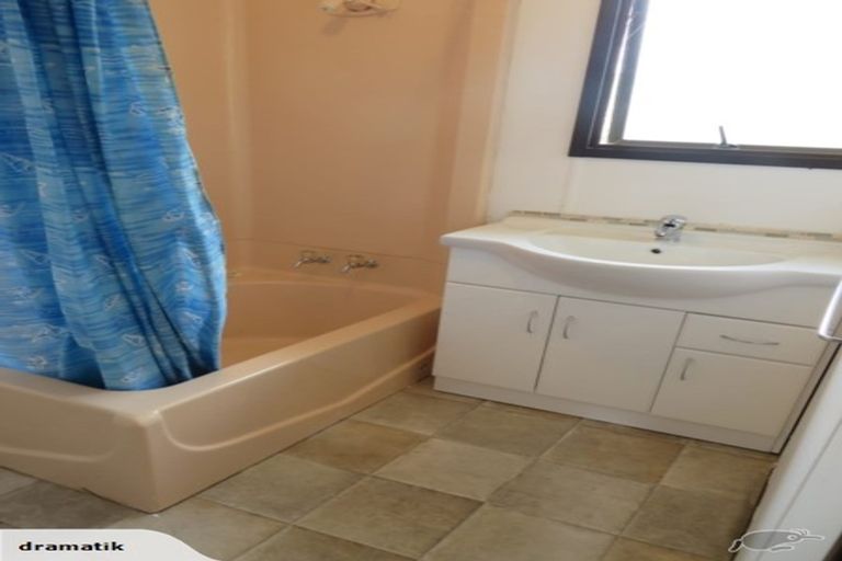 Photo of property in 35 Bethells Road, Waitakere, Auckland, 0816