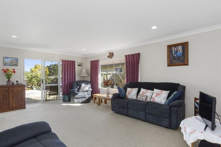 Photo of property in 81 Pacific View Road, Papamoa Beach, Papamoa, 3118