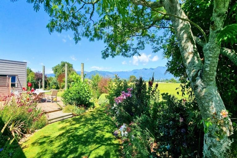Photo of property in 246 East Takaka Road, East Takaka, Takaka, 7183