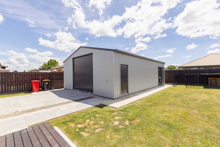 Photo of property in 7 Colonial Place, Kelvin Grove, Palmerston North, 4414