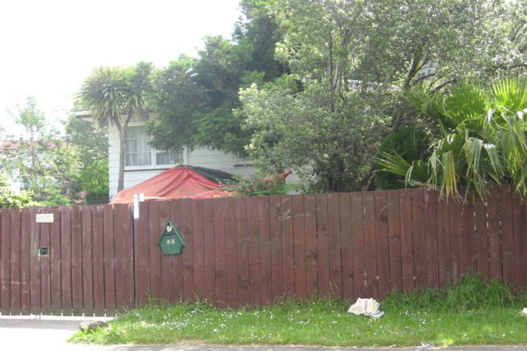 Photo of property in 58 Moncrieff Avenue, Clendon Park, Auckland, 2103