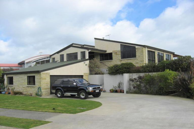 Photo of property in 11 Claremont Rise, Levin, 5510