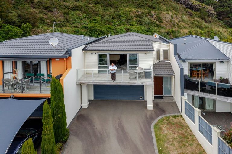 Photo of property in 22 Paremata Drive, Paremata, Porirua, 5024