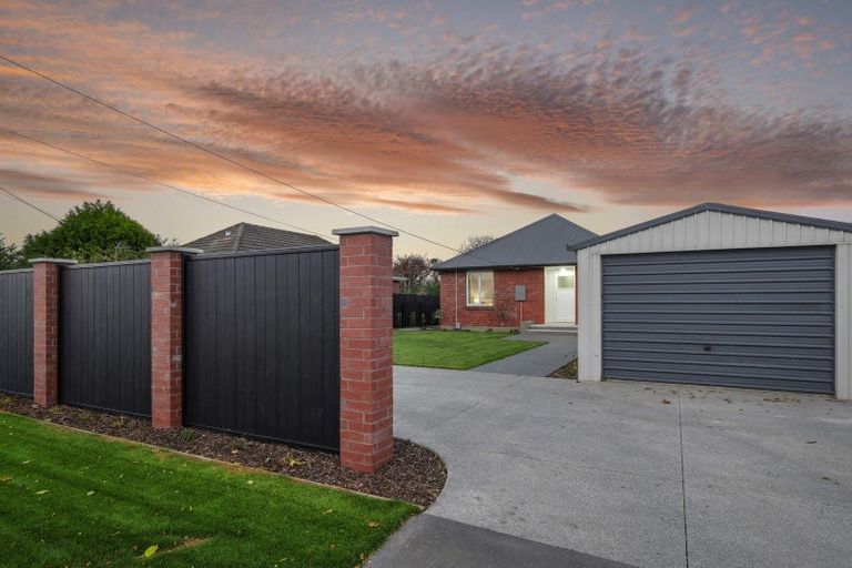 Photo of property in 56 Gilberthorpes Road, Hei Hei, Christchurch, 8042