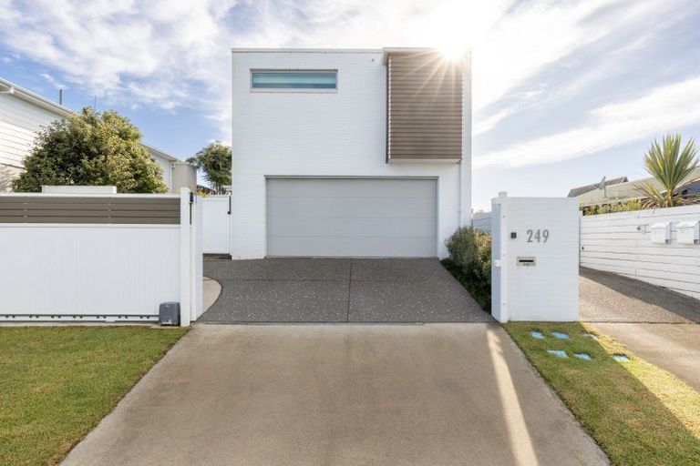 Photo of property in 249 Dickson Road, Papamoa Beach, Papamoa, 3118