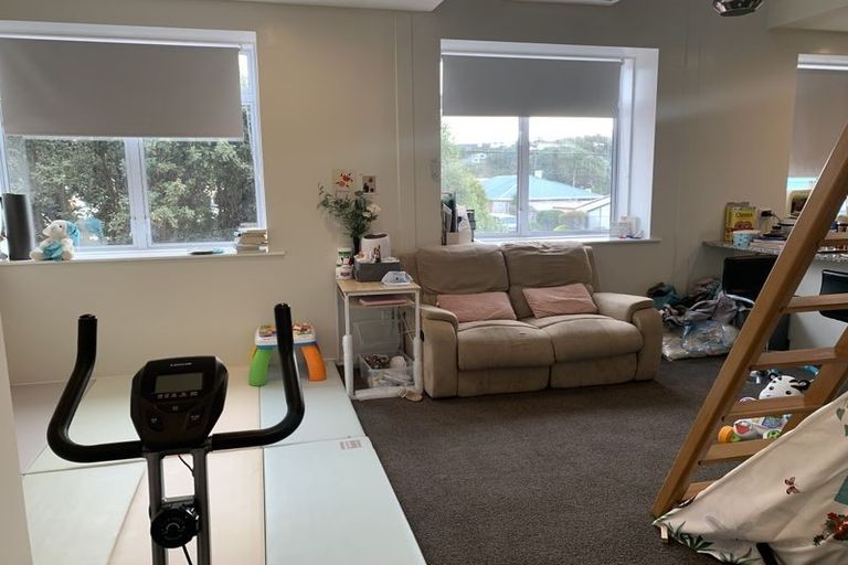 Photo of property in 8 Park Road, Miramar, Wellington, 6022