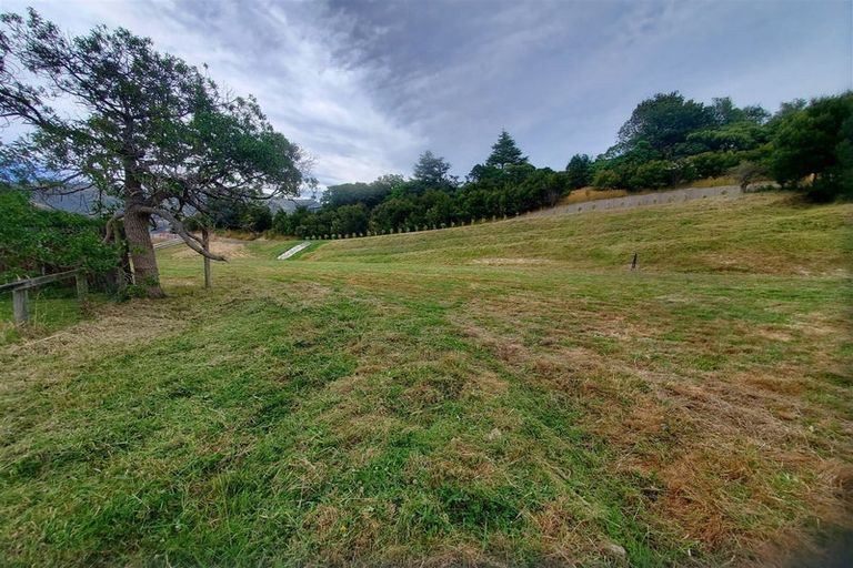 Photo of property in 32 Cemetery Road, Wainui, French Farm, 7582