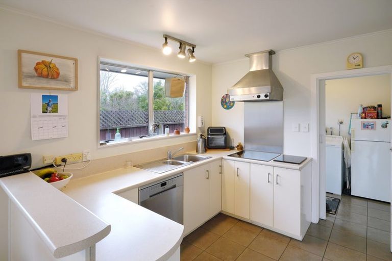 Photo of property in 41a Lake Terrace Road, Burwood, Christchurch, 8061