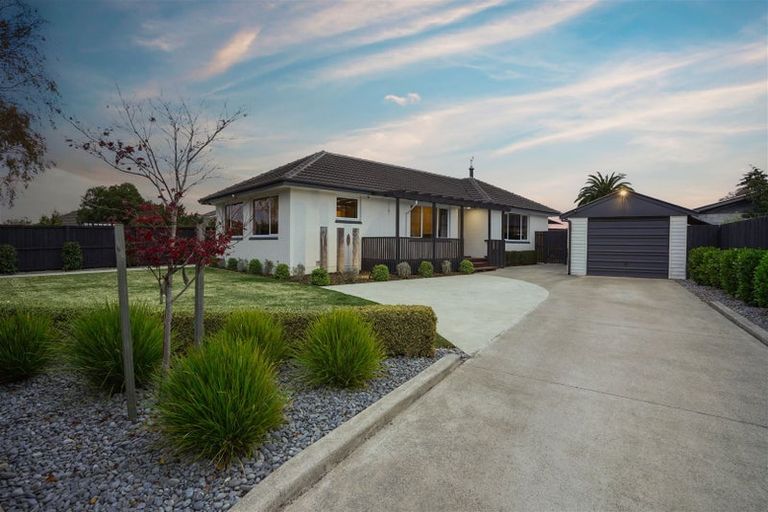 Photo of property in 4 Fitzroy Place, Bishopdale, Christchurch, 8053
