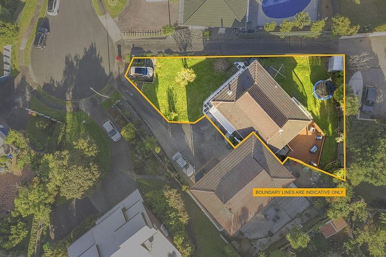 Photo of property in 2/5 Manaia Place, Mairangi Bay, Auckland, 0630