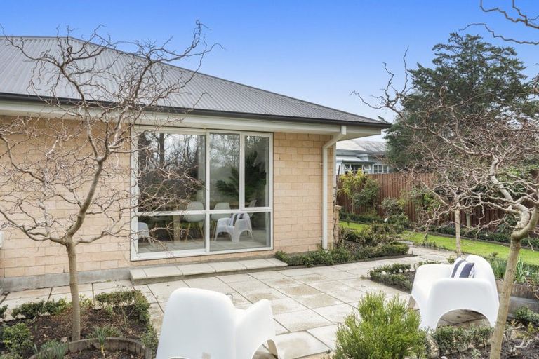 Photo of property in 109 Opawa Road, Opawa, Christchurch, 8023