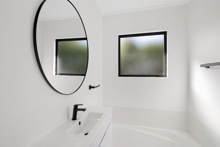 Photo of property in 57 Te Maunga Lane, Mount Maunganui, 3116