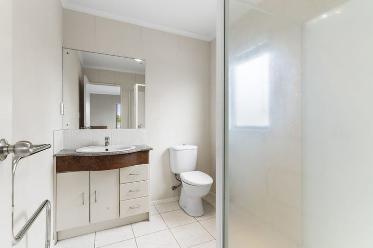 Photo of property in 73 Meadowland Drive, Somerville, Auckland, 2014