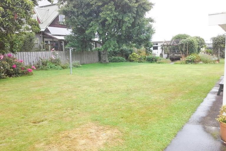 Photo of property in 258 Mangorei Road, Merrilands, New Plymouth, 4312